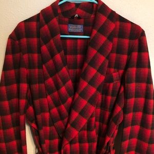 Vintage Pendleton wool plaid bath robe / housecoat